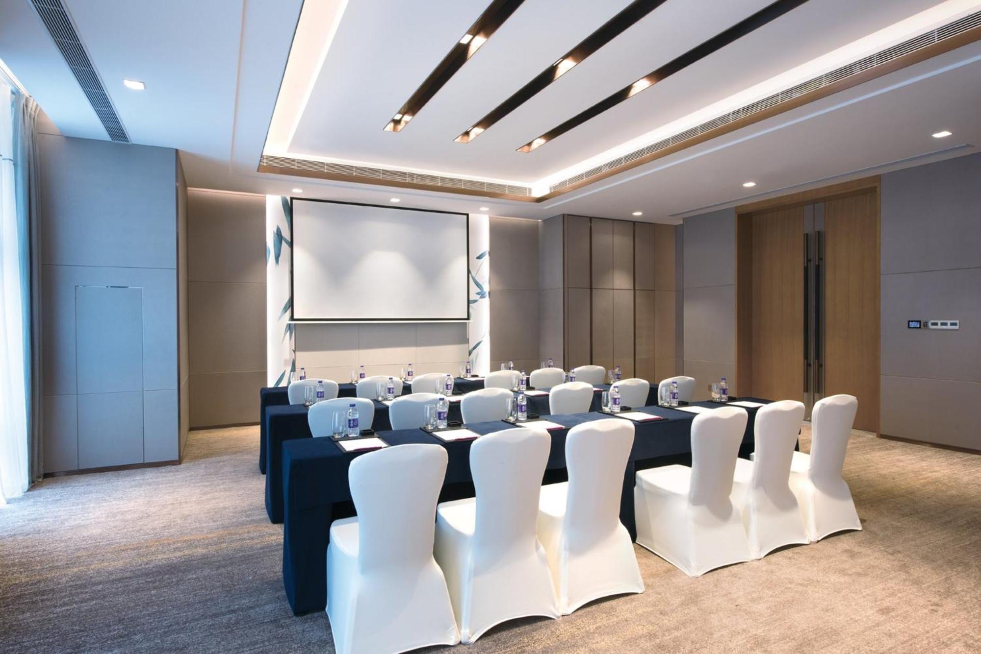 Crowne Plaza Hangzhou Qiantang - The Subway Can Reach The West Lake Scenic Area As Well As The Airport And High-Speed Rail Station, Adjacent To Jinsha Lake And Longfor Paradise Walk Exterior foto